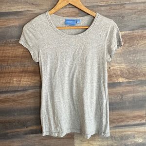 plain gray Vera Wang shirt